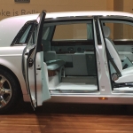 geneva-motor-show-signature-car-hire-rolls-royce-interior