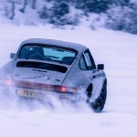 porsche-911-rally-car-ice
