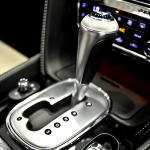 bentley-gt-v8-coupe-gear-stick