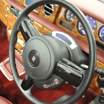 rolls-royce-phantom-steering