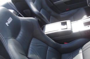 aston-roadster-n420-seats