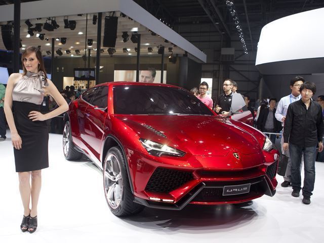 Lamborghini Urus will be Unveiled in 2018